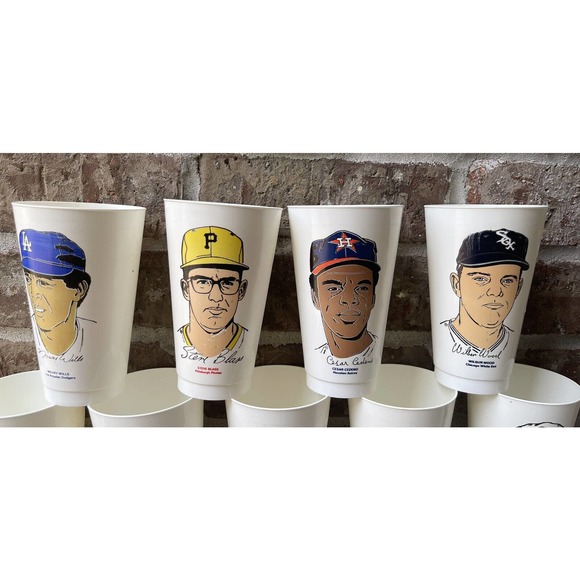 Lot of 17 Vintage 7 Eleven Amoco MLB Player Profile Collectible Slurpee Cups - Picture 5 of 5